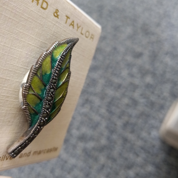 Lord & Taylor Antique Art Nouveau Sterling Silver & Green Marcasite Stone Leaf P - Picture 3 of 10